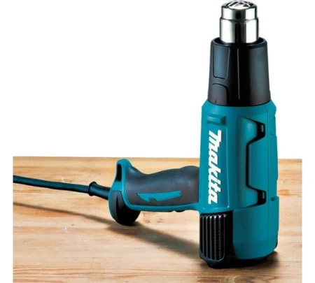  Makita HG6031VK