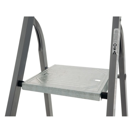 Стремянка стальная с алюминиевыми ступенями односторонняя Новая Высота NV 1130, 1х6, 80мм (1130106), 1130106 Стремянка стальная с алюминиевыми ступенями односторонняя Новая Высота NV 1130, 1х6, 80мм (1130106)