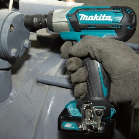 ��������� �������������� Makita TW141DWAE