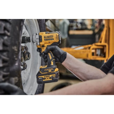    DEWALT DCF892P2T-QW