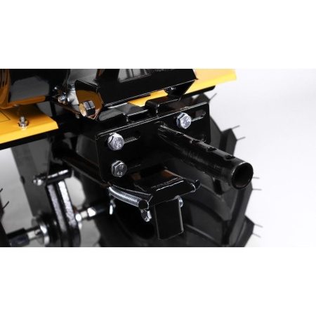 �������� CHAMPION BC8738