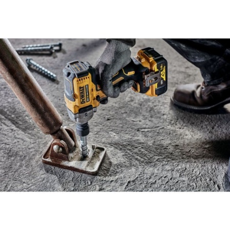    DEWALT DCF892P2T-QW