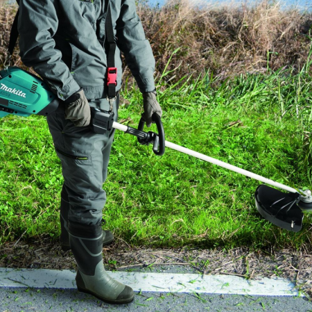   XGT Makita UR007GZ01