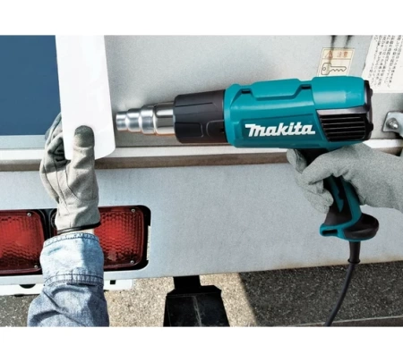  Makita HG6031VK